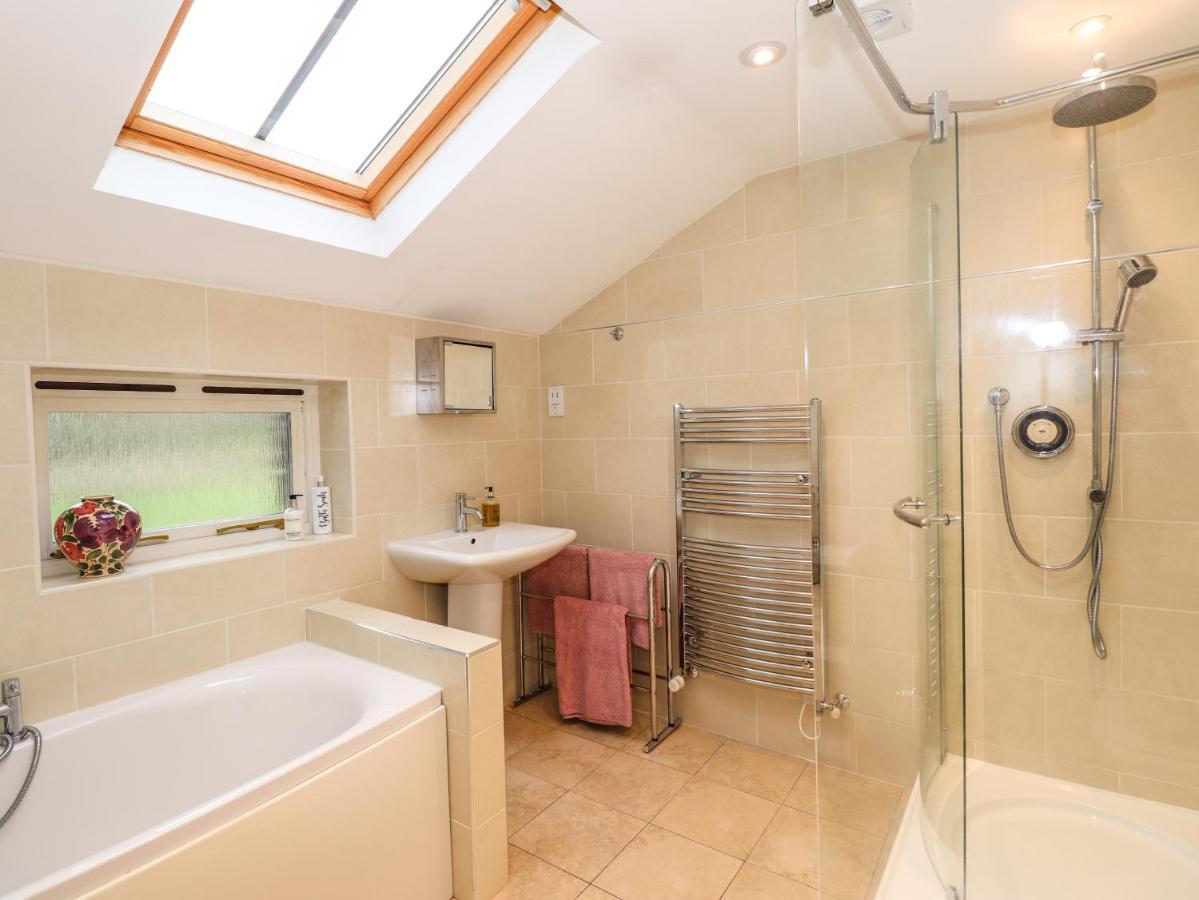 The Garden Suite At Fiddler Hall Barn อัลเวอร์สตัน ภายนอก รูปภาพ